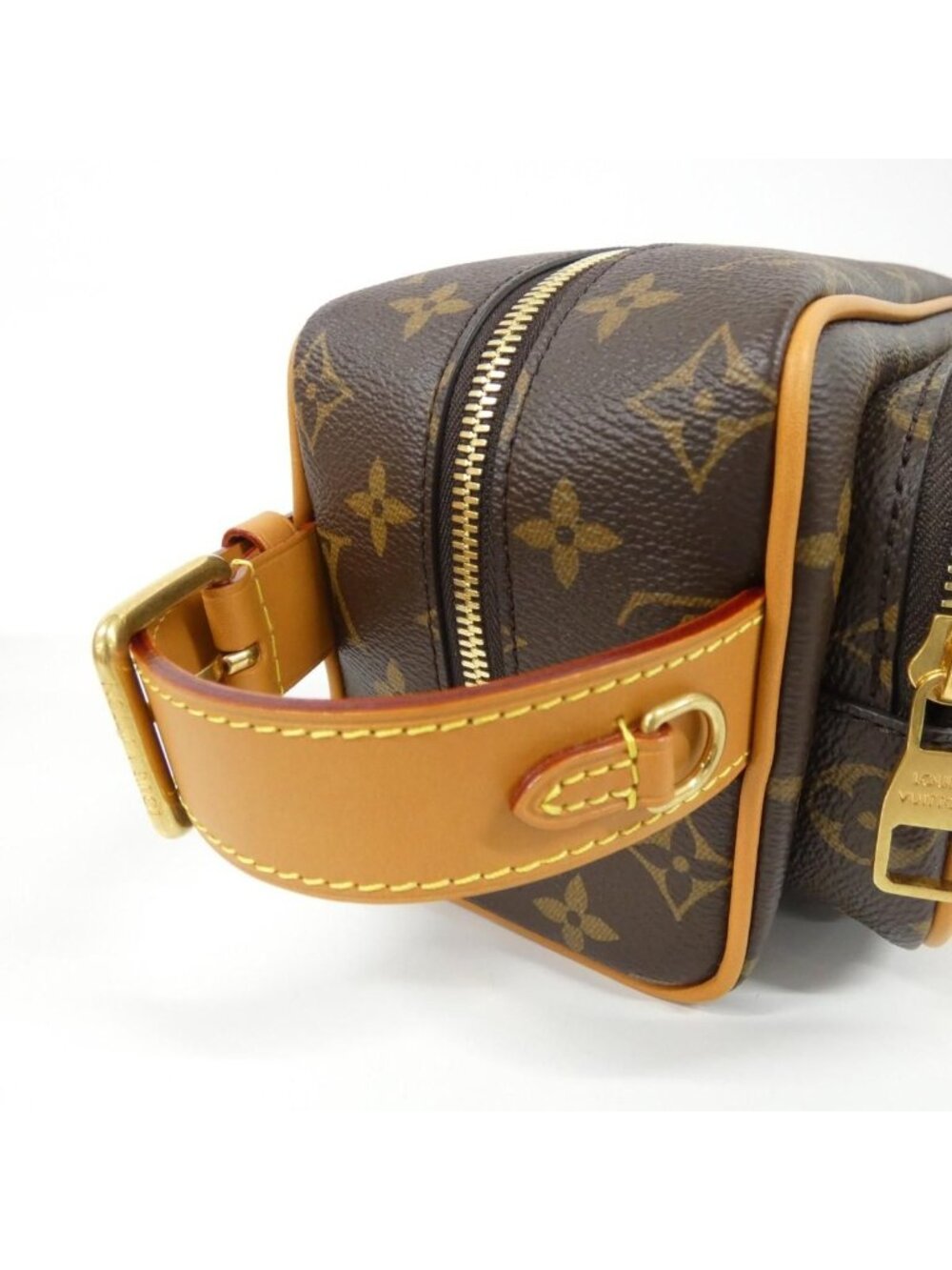 Louis Vuitton Monogram Archive Rocker Dopp Kit Cargo Pouch - Picture 4 of 5